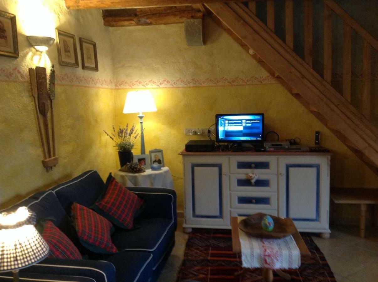 Bed and Breakfast East Wind Medea Exteriér fotografie